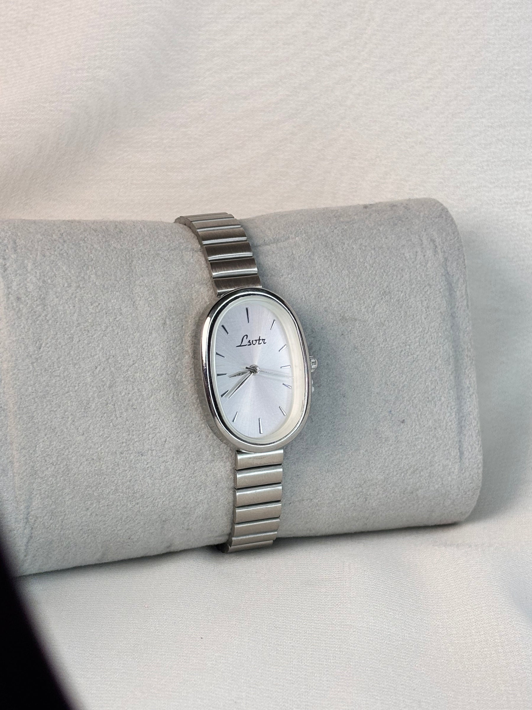 Eterna Grace – Silver Radiance Women's Edition