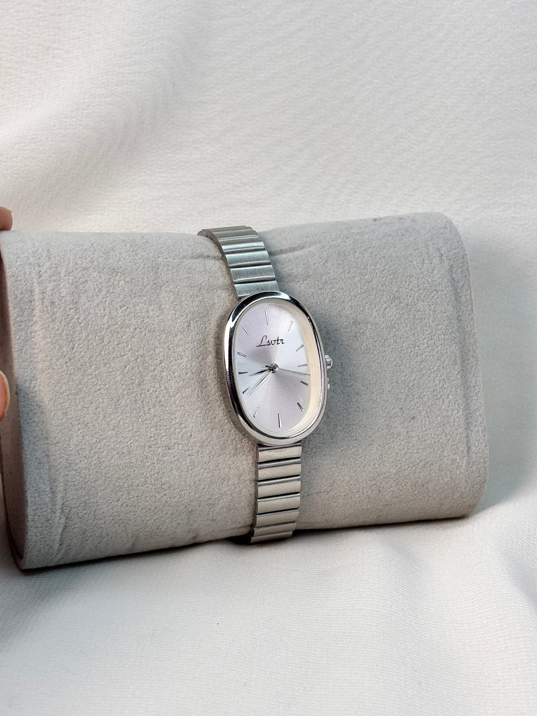 Eterna Grace – Silver Radiance Women's Edition